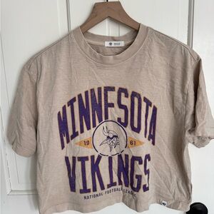 47 Brand Minnesota Vikings Beige Crop Top with Purple and Gold Logo